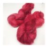WestWooly Fat Mohair er et tykt mohairgarn i en dejlig tykkelse. Garnet har en sammensætning, der består af 73% kid mohair, 12% merinould og 5% nylon. Dette garn er enormt blødt med en god fylde og kan bruges i mange sammenhænge, som eks de lune sweatre på større pinde. Garnet kan bruges alene eller sammen med en tråd ufarvet merino, merino/Tencel, Merino/silke eller merino single. Jeg håndfarver alle fed i små partier, husk derfor at bestille fed nok til dit projekt Fiberindhold: 73% kid mohair, 12% merino, 5% nylon Anbefalet pind: 7-10 mm Løbelængde: 180 meter / 100 g i hvert fed Vaskeanvisning: håndvask 30 grader – tørres liggende Vær opmærksom på, at farven på billedet kan afvige en smule fra virkeligheden, da det afhænger af skærmens farvekalibrering. Der kan således også være nuanceforskelle fra skærm til skærm. Håndfarvet garn er et spændende og interessant materiale at arbejde med.  Alle fed er farvet i hånden og helt unikke.Derfor vil der opleves forskelle i de enkelte fed. Når du strikker med håndfarvet garn, kan du med fordel strikke med to forskellige nøgler på samme tid. Strik eks. 2-5 omgange med hvert nøgle, jhvormed du  
