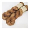 WestWooly merino SW hør 360, er et superblødt, lækkert og robust garn, og det kan bruges til utallige formål som sweatre, sjaler og ikke mindst strik til børn. Dertil er dette hørgarn meget velegnet til dig, der let får det alt for varm i andre former for strik. Garnet er hårdt spundet af lange og bløde fibre og er derfor både blødt og kan strikkes på op til pind 4,5 mm Materiale: 90 % merino (19, 5 mic), 10 % hør, Vejledende pinde: 2,5-4 mm Vejledende strikkefasthed: 28-36 masker pr 10 cm Løbelængde: 360 m pr fed a' 100 g Jeg håndfarver alle fed i små partier, husk derfor at bestille fed nok til dit projekt Vær opmærksom på, at farven på billedet kan afvige en smule fra virkeligheden, da det afhænger af skærmens farvekalibrering. Der kan således også være nuanceforskelle fra skærm til skærm. Håndfarvet garn er et spændende og interessant materiale at arbejde med.  Alle fed er farvet i hånden og helt unikke.Derfor vil der opleves forskelle i de enkelte fed. Når du strikker med håndfarvet garn, kan du med fordel strikke med to forskellige nøgler på samme tid. Strik eks. 2-5 omgange med hvert nøgle, hvormed du  