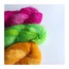 Strikkekit med 3 fed Fat Mohair WestWooly Fat Mohair er et tykt mohairgarn i en dejlig tykkelse. Dette garn er enormt blødt med en god fylde og kan bruges i mange sammenhænge, som eks de lune sweatre på større pinde. Garnet kan bruges alene eller sammen med en tråd ufarvet merino, merino/Tencel, Merino/silke eller merino single. Jeg håndfarver alle fed i små partier, husk derfor at bestille fed nok til dit projekt Fiberindhold: 78% kid mohair, 13% merino, 9% nylon Anbefalet pind: 7-10 mm Løbelængde: 200 meter / 100 g i hvert fed Vaskeanvisning: håndvask 30 grader, gerne med uldsæbe, slynges vaskepose i maskine, tørres liggende Håndfarvet garn er et spændende og interessant materiale at arbejde med.  Alle fed er farvet i hånden og helt unikke.Derfor vil der opleves forskelle i de enkelte fed. Når du strikker med håndfarvet garn, kan du med fordel strikke med to forskellige nøgler på samme tid. Strik eks. 2-5 omgange med hvert nøgle, hvormed du  